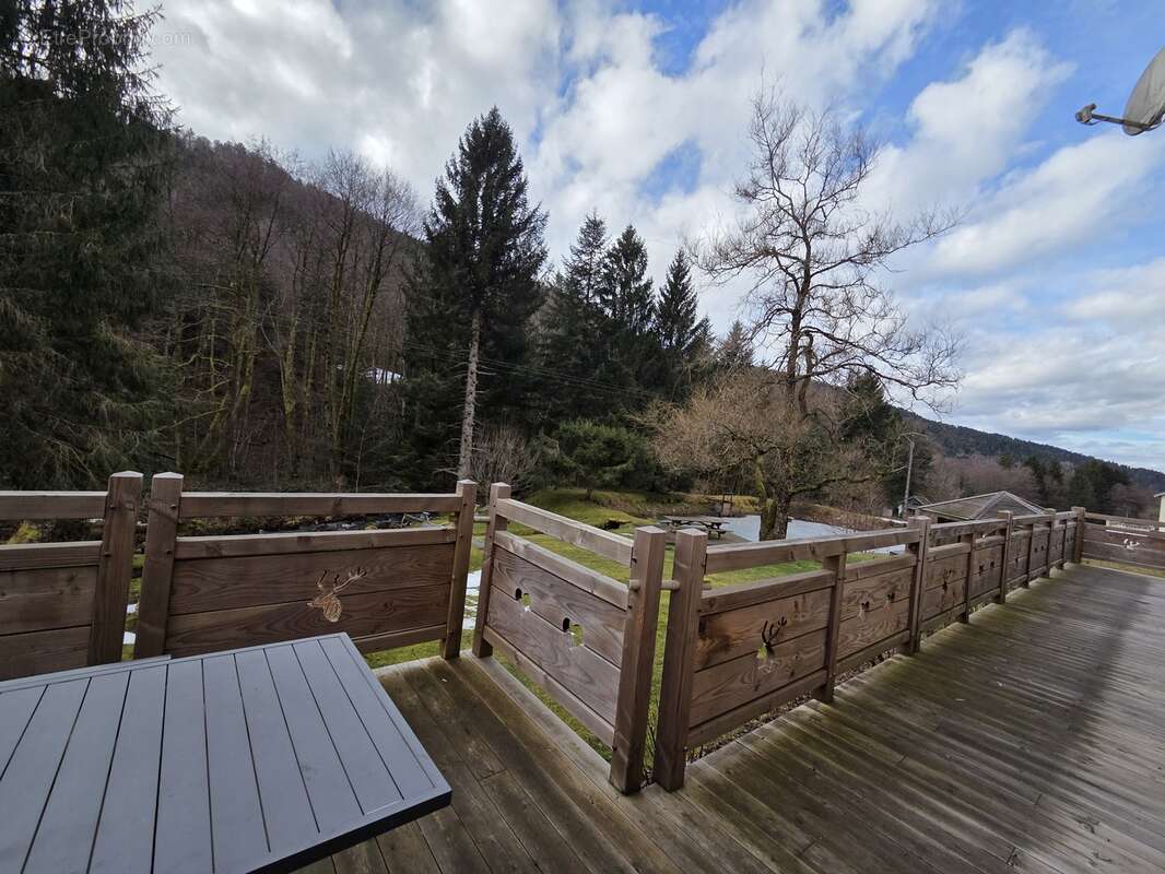 Maison à SAINT-MAURICE-SUR-MOSELLE