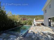 Maison à COMBAILLAUX