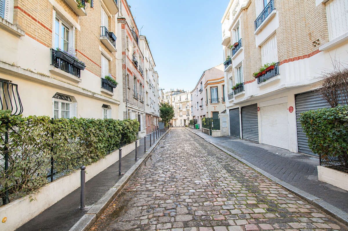 Appartement à PARIS-19E