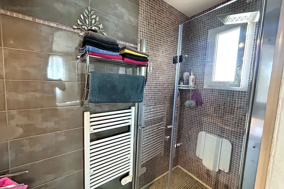 Maison à VILLEVEYRAC