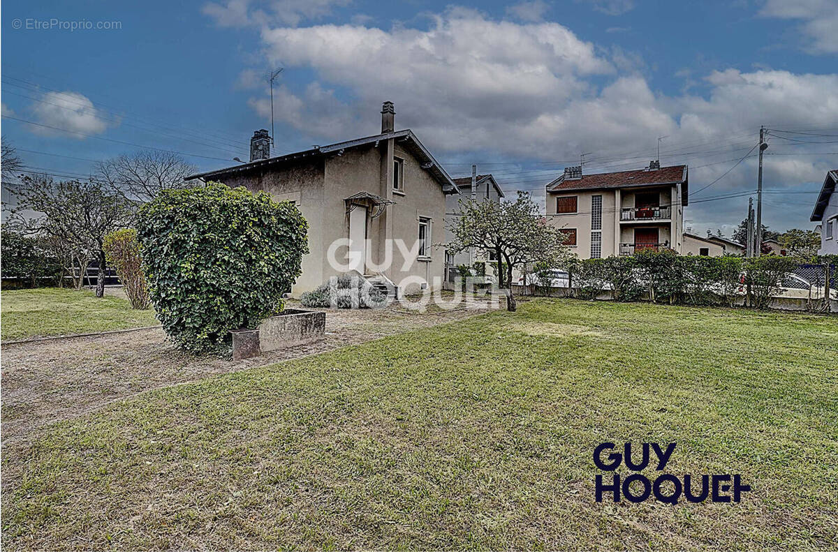 Maison à VILLEURBANNE