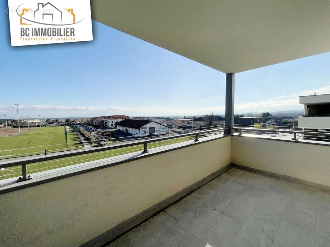 Appartement à CESSY