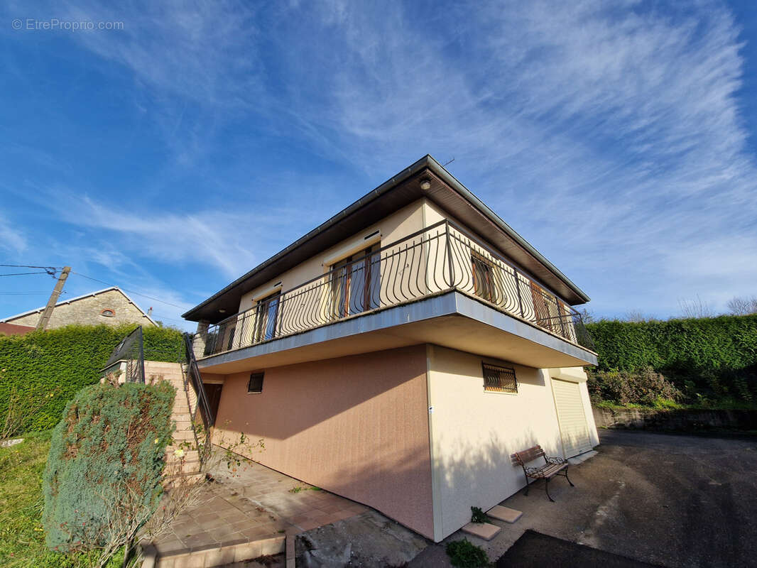 Maison à LOULANS-VERCHAMP