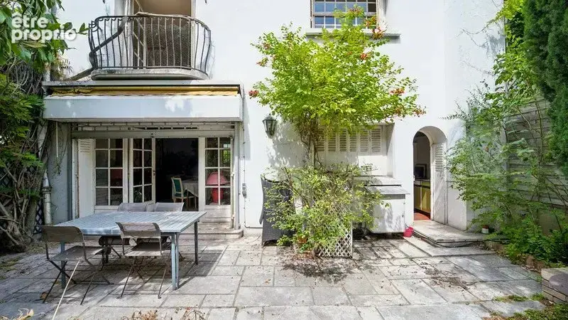 Neuilly madrid / voie privee:  exclusivite maison de charme de 8 pieces de de 250m² + jardin/terrasse privatif - photo 7
