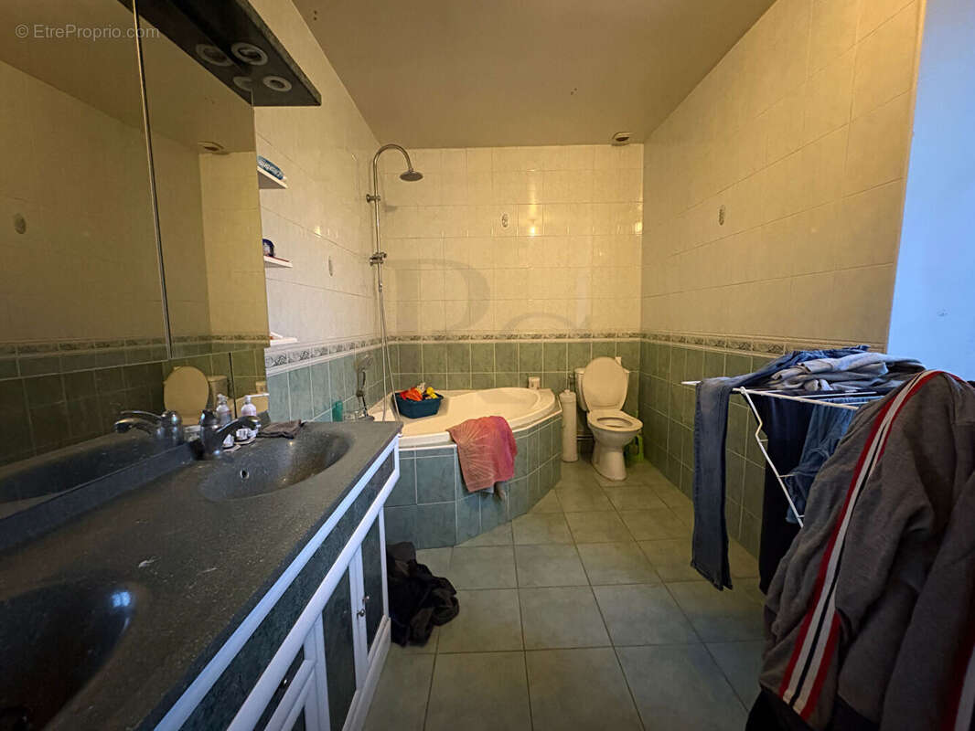 Maison à SAINTE-HONORINE-LA-CHARDONNE