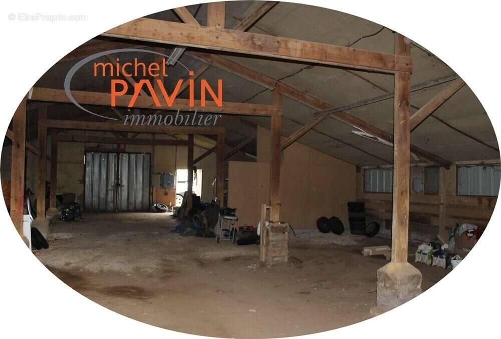 Maison à SAINT-PARIZE-LE-CHATEL