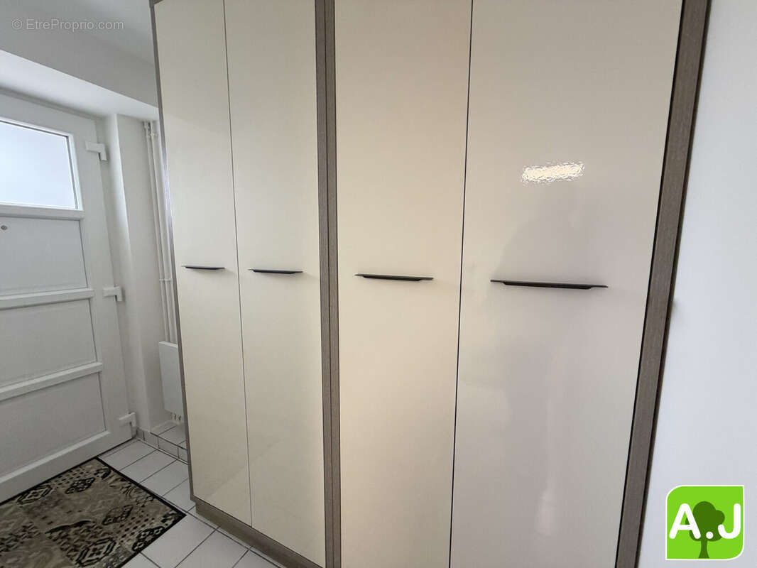 Appartement à IVRY-LA-BATAILLE