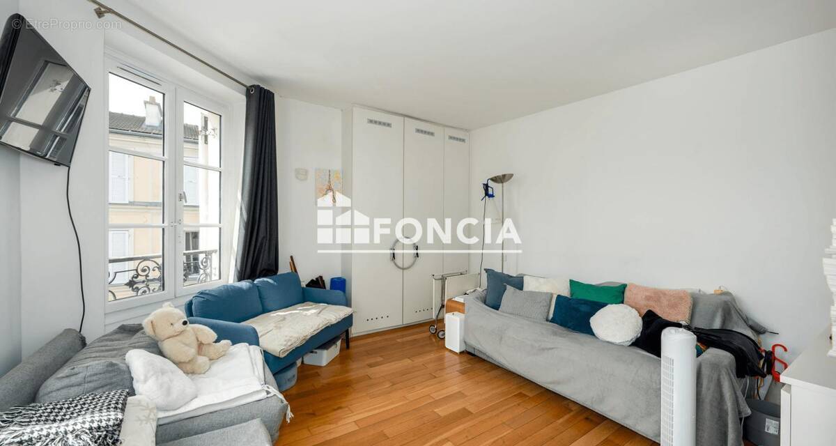 Appartement à PARIS-15E