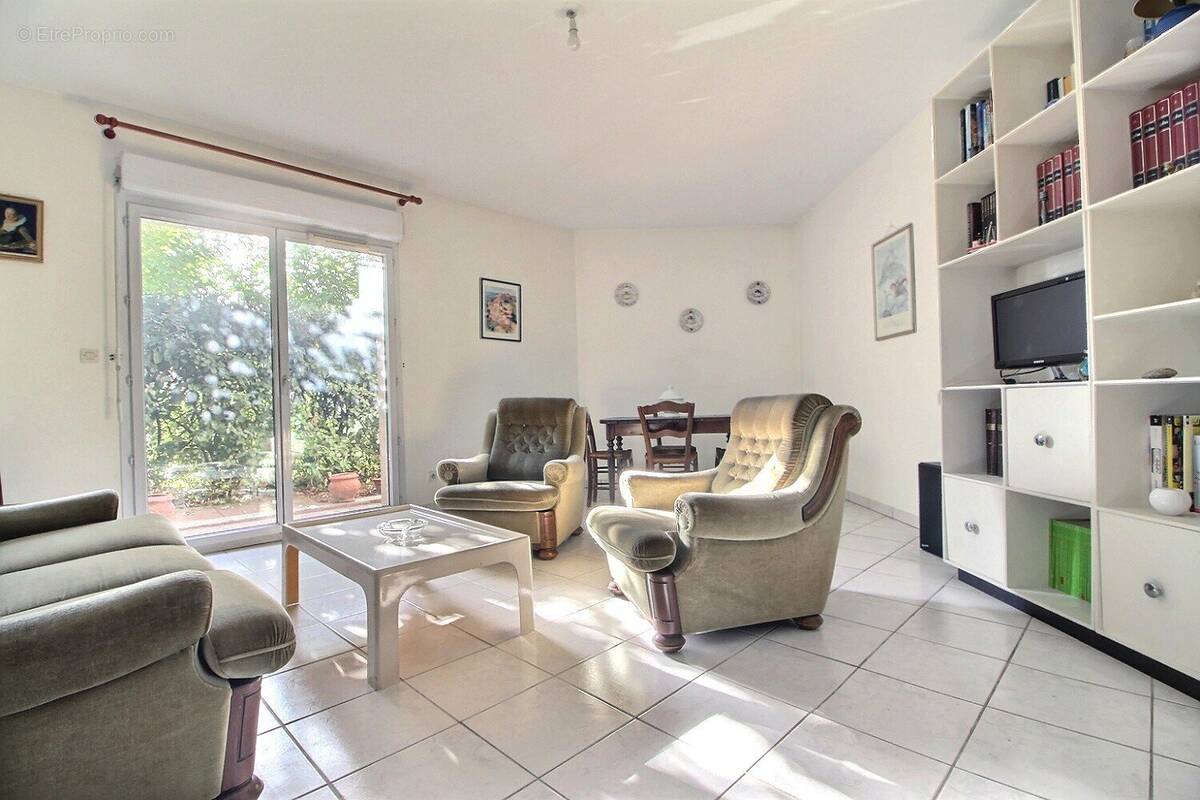 Appartement à RAMONVILLE-SAINT-AGNE