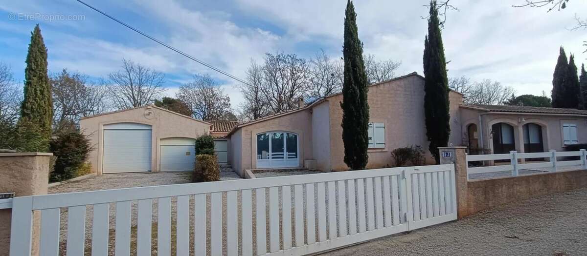Maison à FORCALQUEIRET