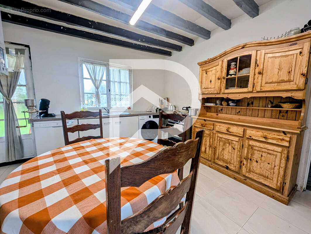 Maison à SAINT-CREPIN-IBOUVILLERS