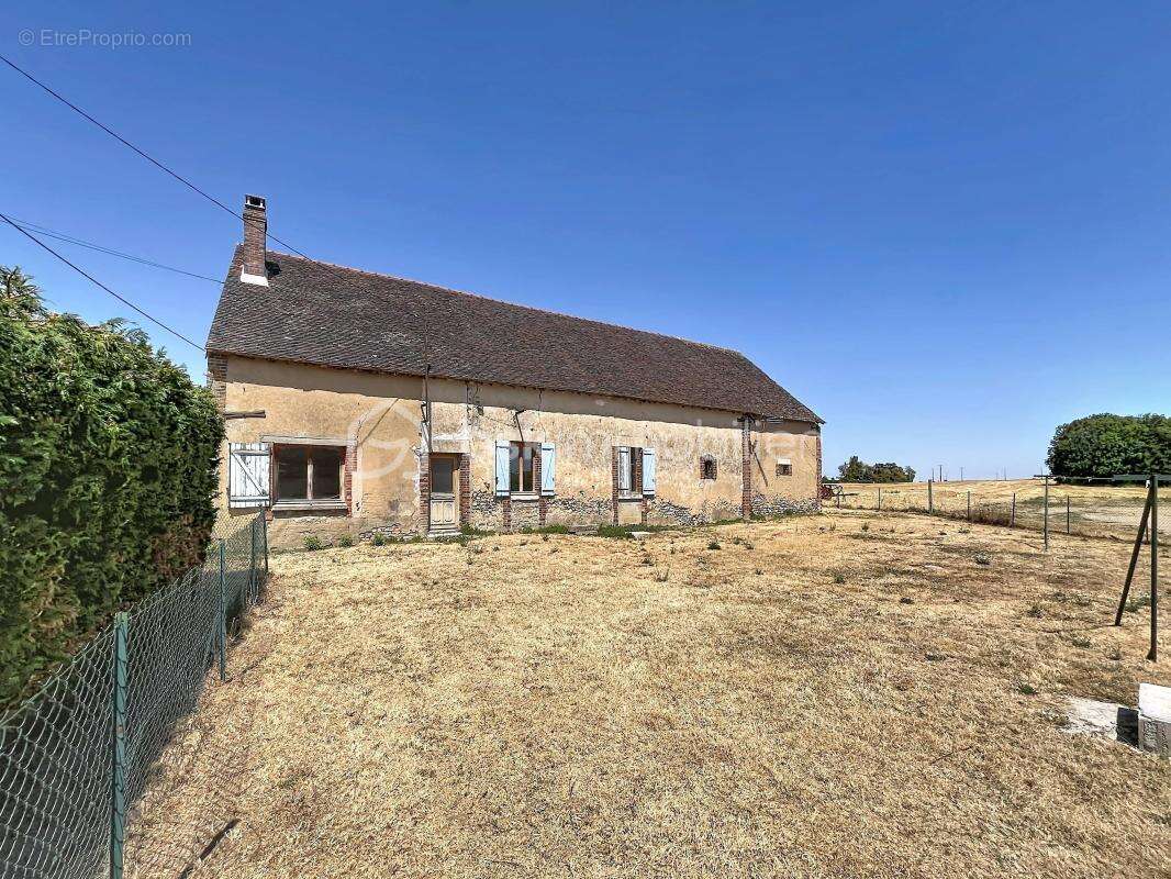 Charmante longère de plain-pied – 83 m² + fort potentiel d'agrandissement – Cadre calme - photo 15