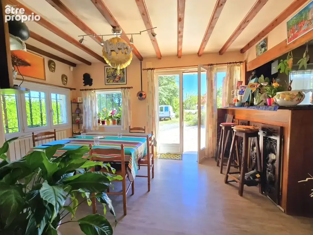 Propriété - Maison avec piscine et dépendances sur 1,7 Ha - photo 13
