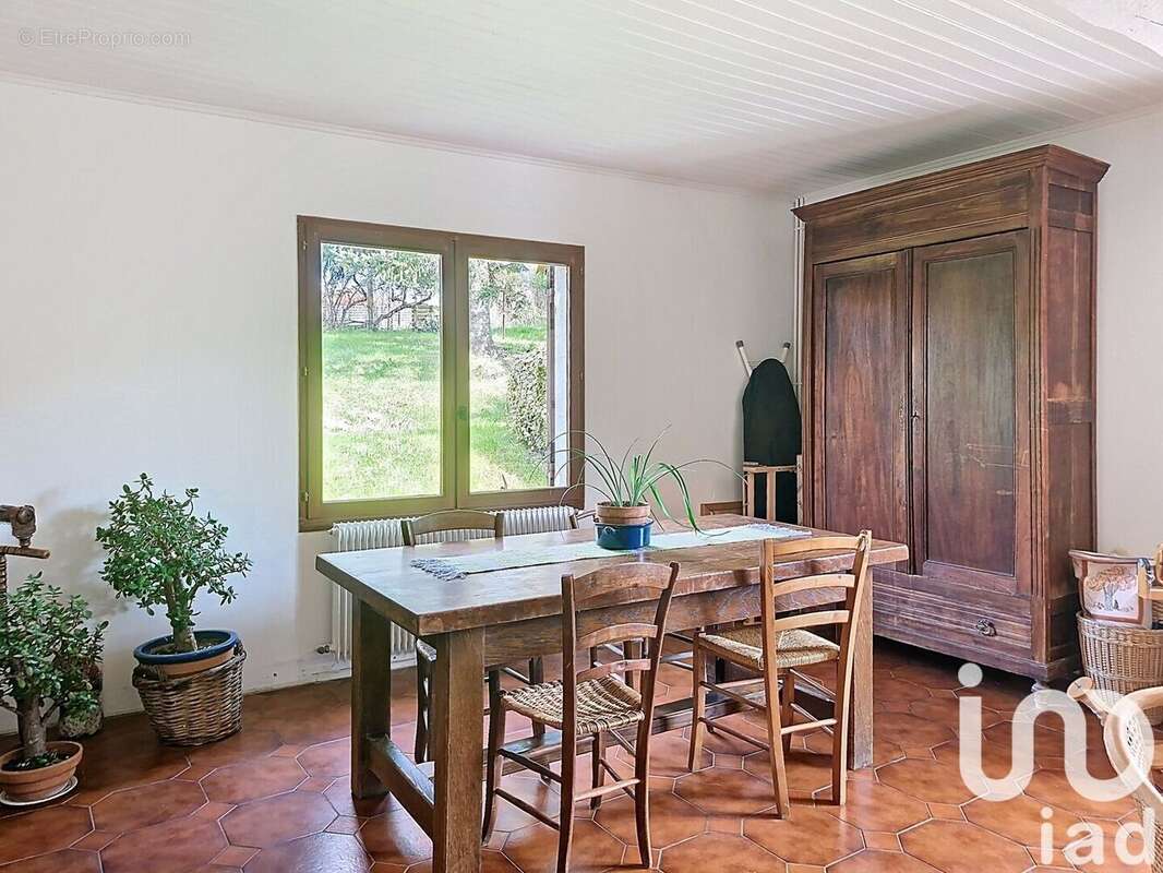 Photo 8 - Maison à GENSAC