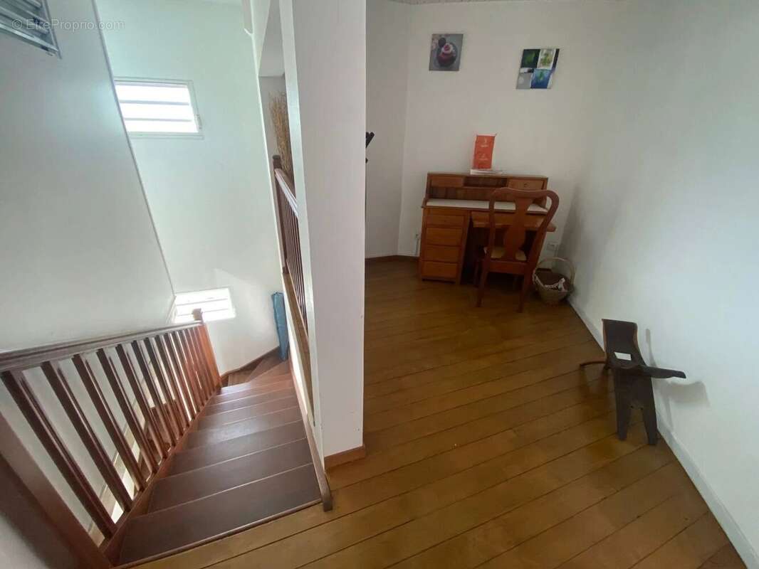 Maison à LES TROIS-ILETS