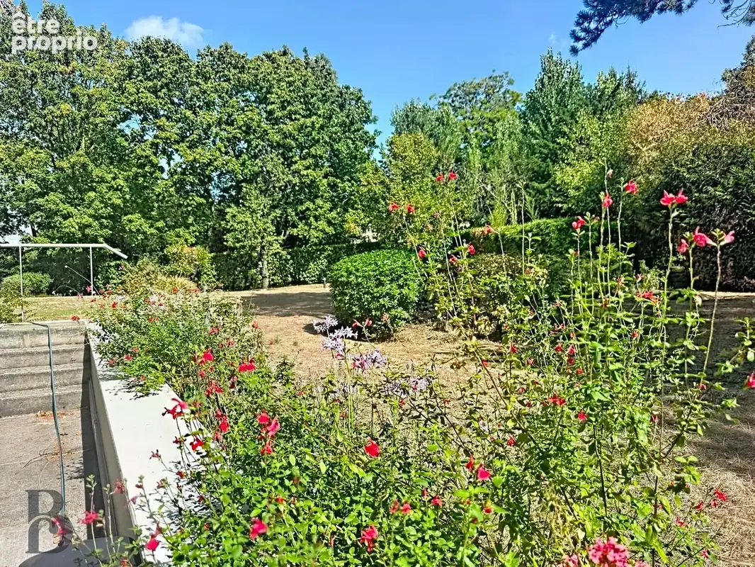 Très bel appartement rénové, au cœur de Montmorency - Balcon, parking et cave - photo 18