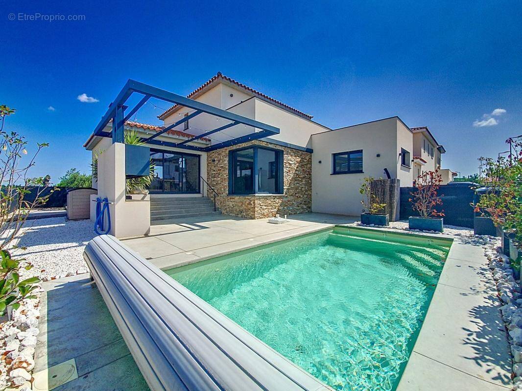 Maison à VILLELONGUE-DE-LA-SALANQUE