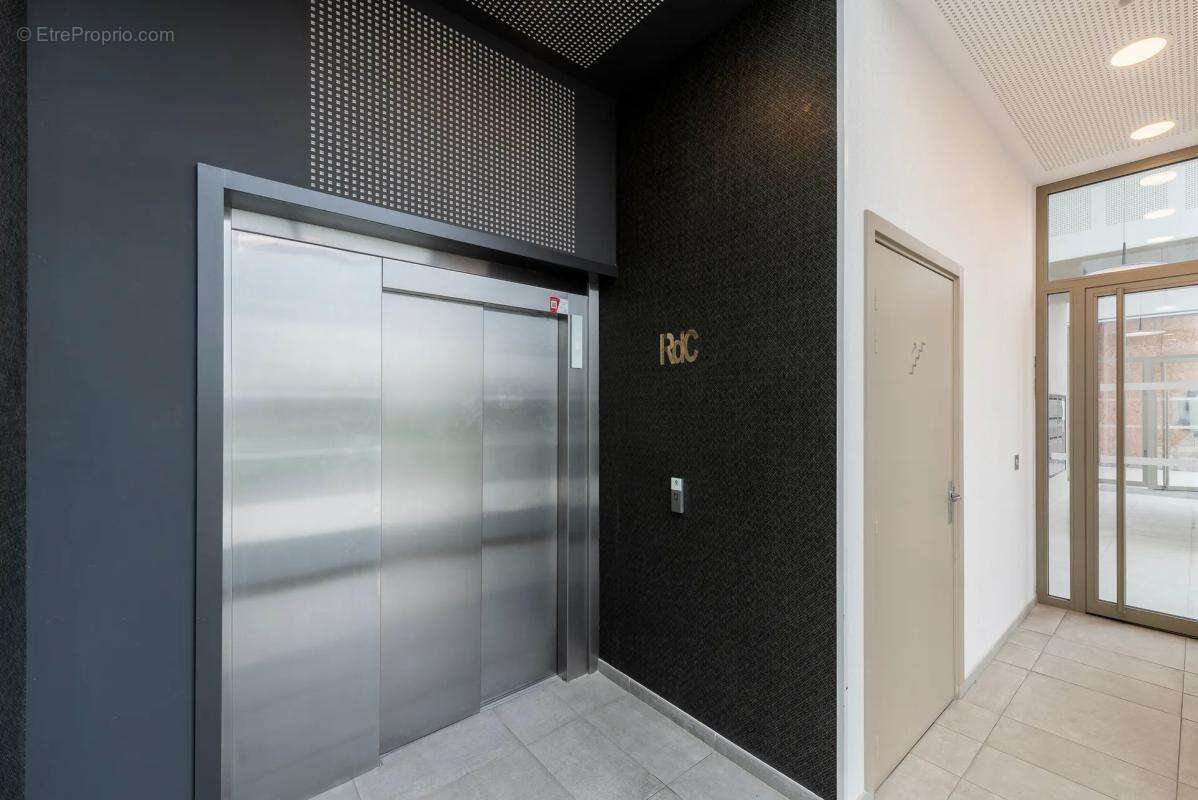 Appartement à BUSSY-SAINT-GEORGES