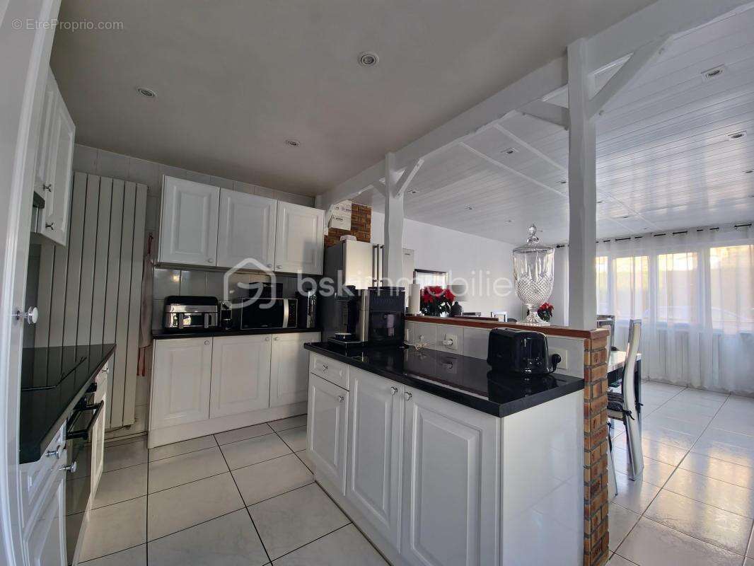 Maison à AULNAY-SOUS-BOIS