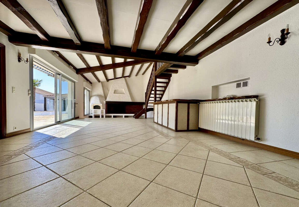 Maison à BREUILLET