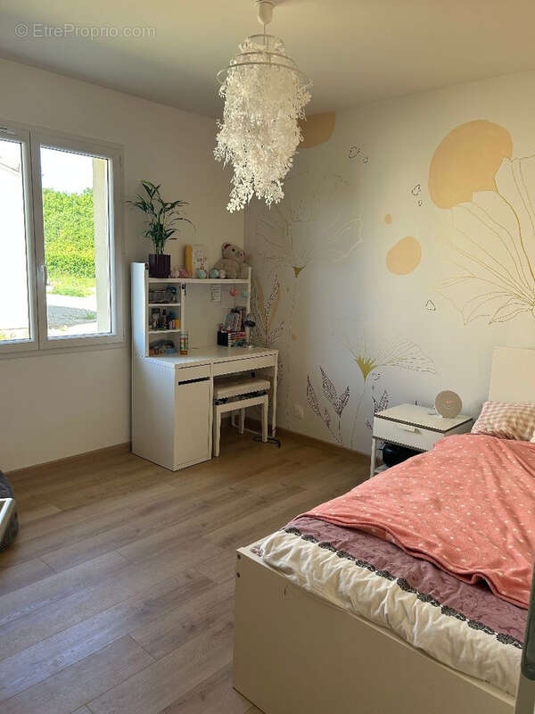 Maison à VILLEGOUGE