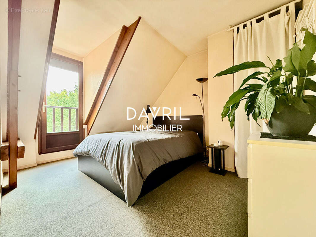 Maison à CONFLANS-SAINTE-HONORINE