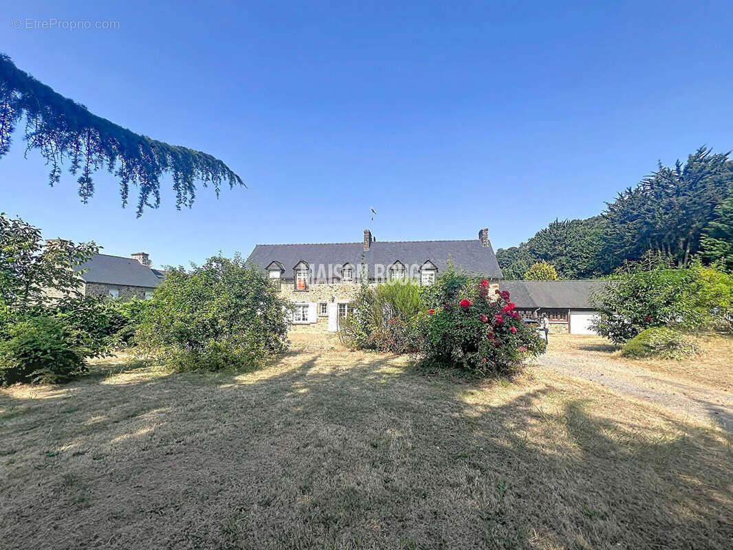 Investissement Gîtes Chambres d'Hôtes Longère avec Dépendances à St Marcan Proche Mont-St-Michel - photo 14