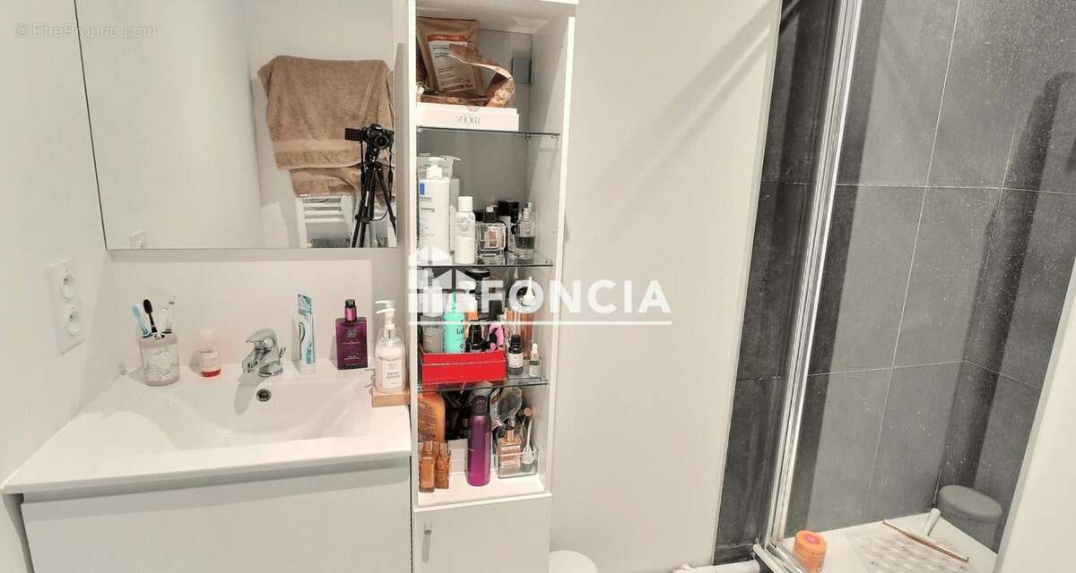 Appartement à SAINT-GENIS-LAVAL