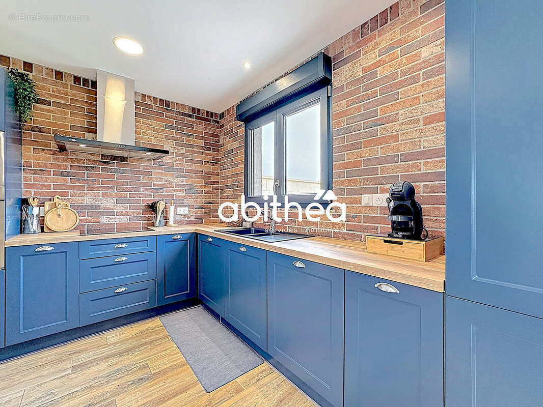 Maison à NEUVILLE-SAINT-REMY