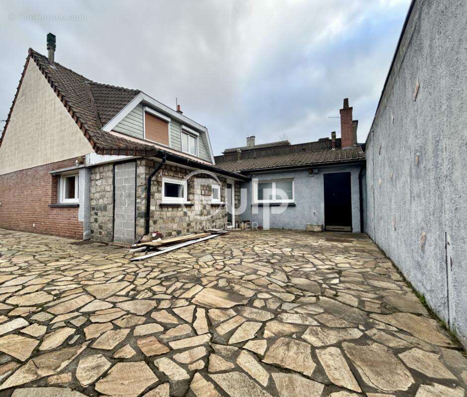 Maison à MAZINGARBE