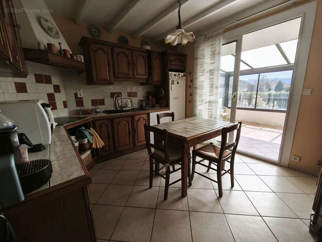 Maison à SAINT-MARCEL-LES-VALENCE