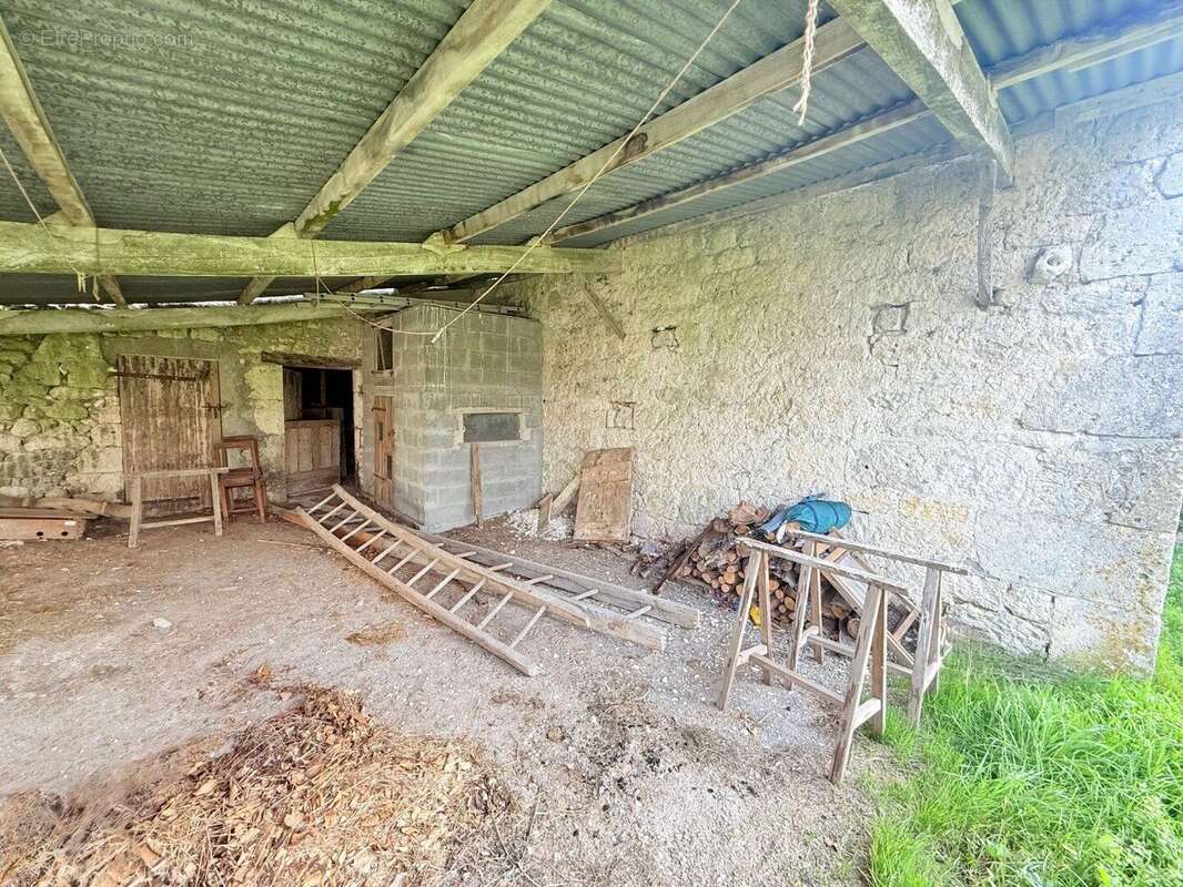 Lauzerte: Ancien corps de ferme - photo 4