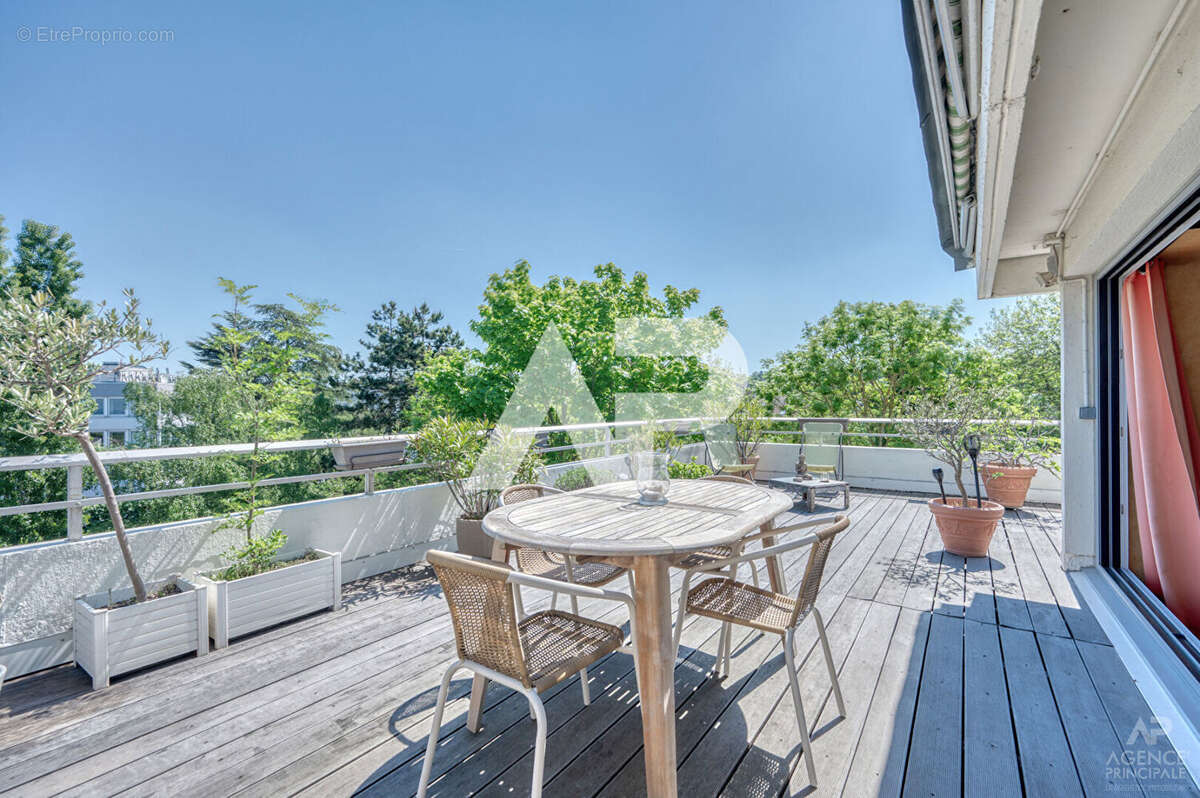 Appartement à RUEIL-MALMAISON