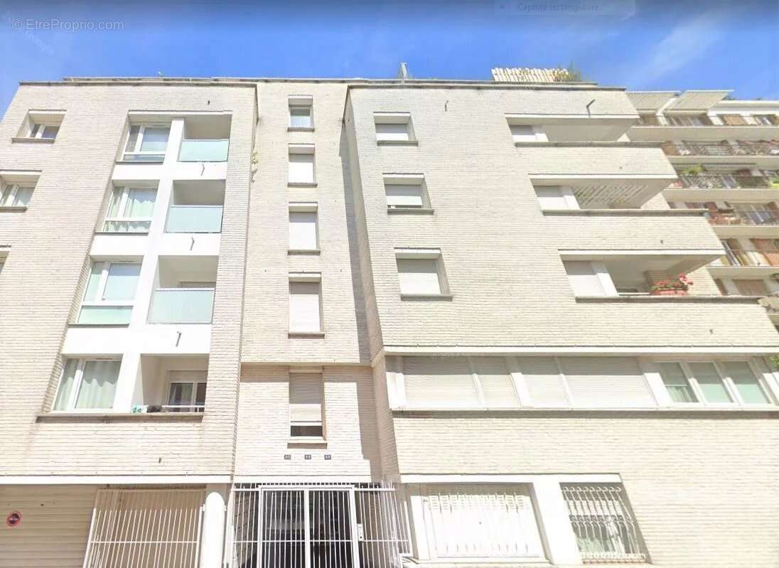 Appartement à PARIS-20E