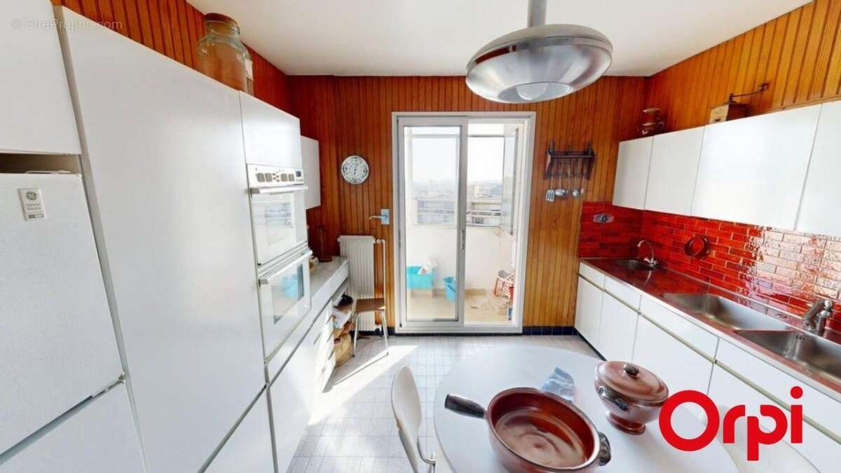 Appartement de type 3/4 -170 m² - Penthouse - Dernier étage Terrasse 45 m² - Parking - photo 12