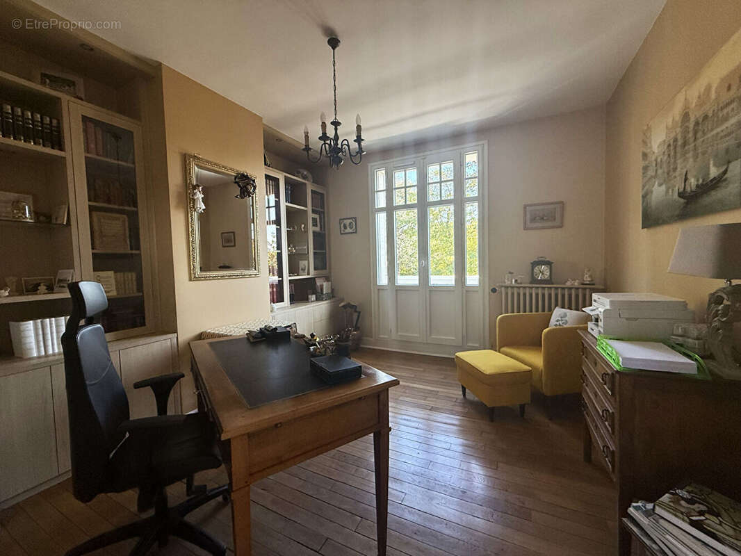 Maison à ENGHIEN-LES-BAINS