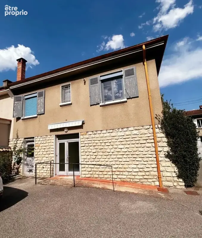 Local commercial de 117 m2 - photo 2