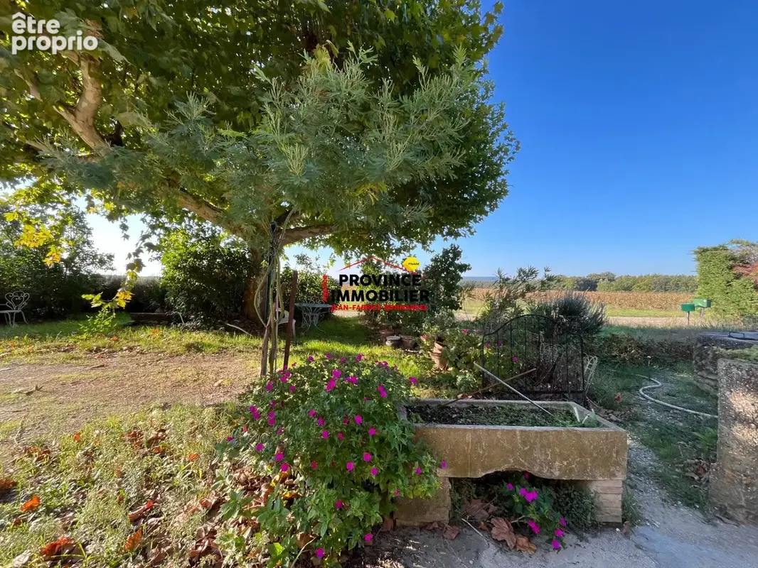 Maison 7 pièces 223 m² à vendre à Suze-La-Rousse (26790) - photo 7
