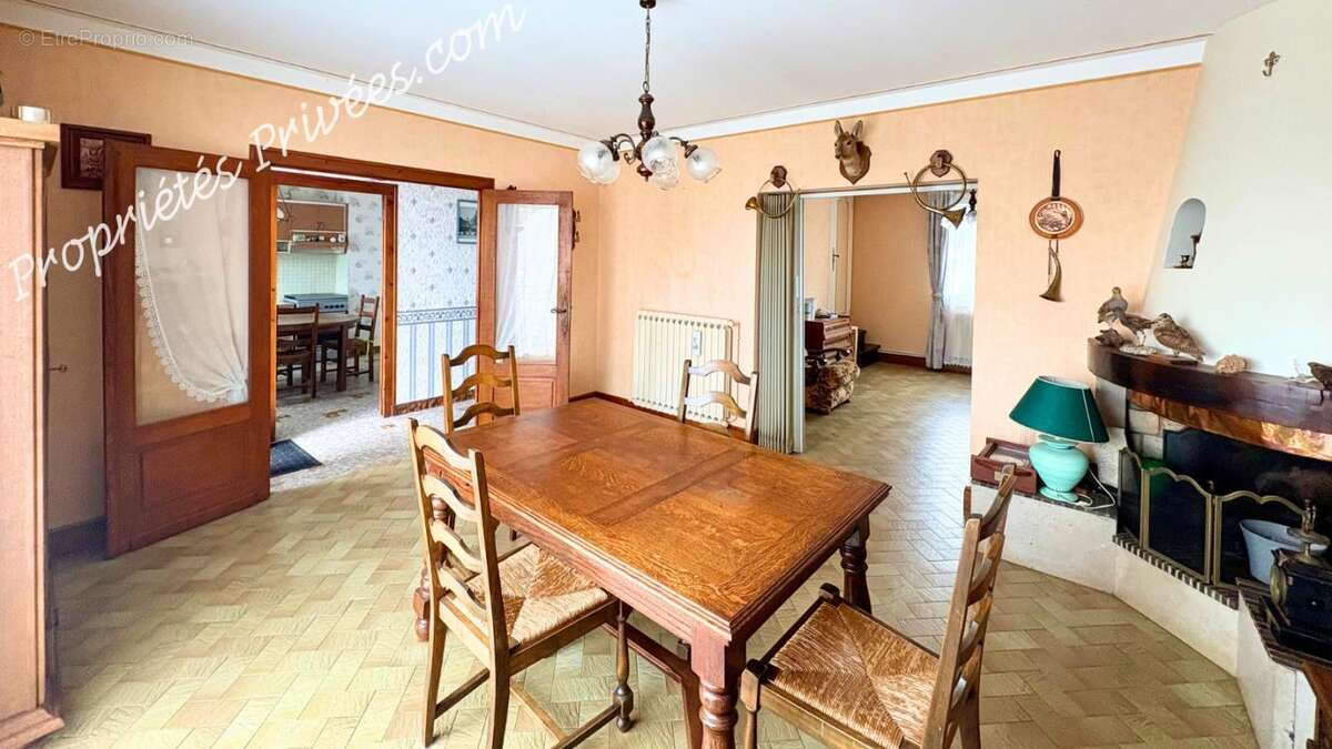 Maison à SAINT-DENIS-SUR-LOIRE