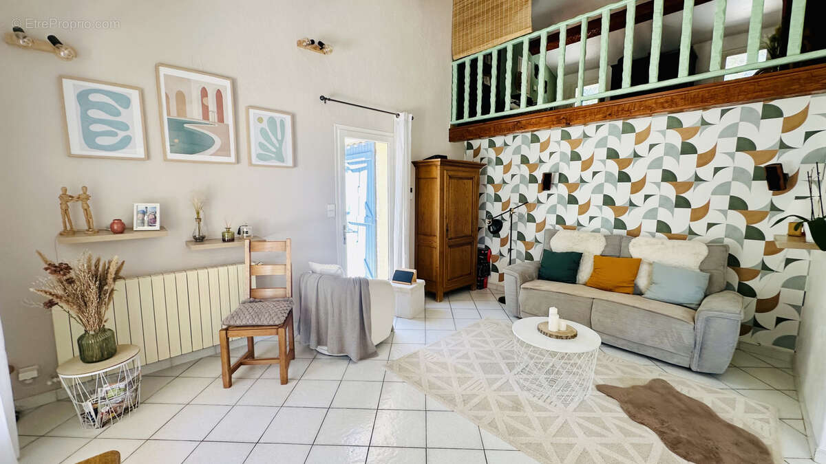 Maison à SAINT-MAXIMIN-LA-SAINTE-BAUME