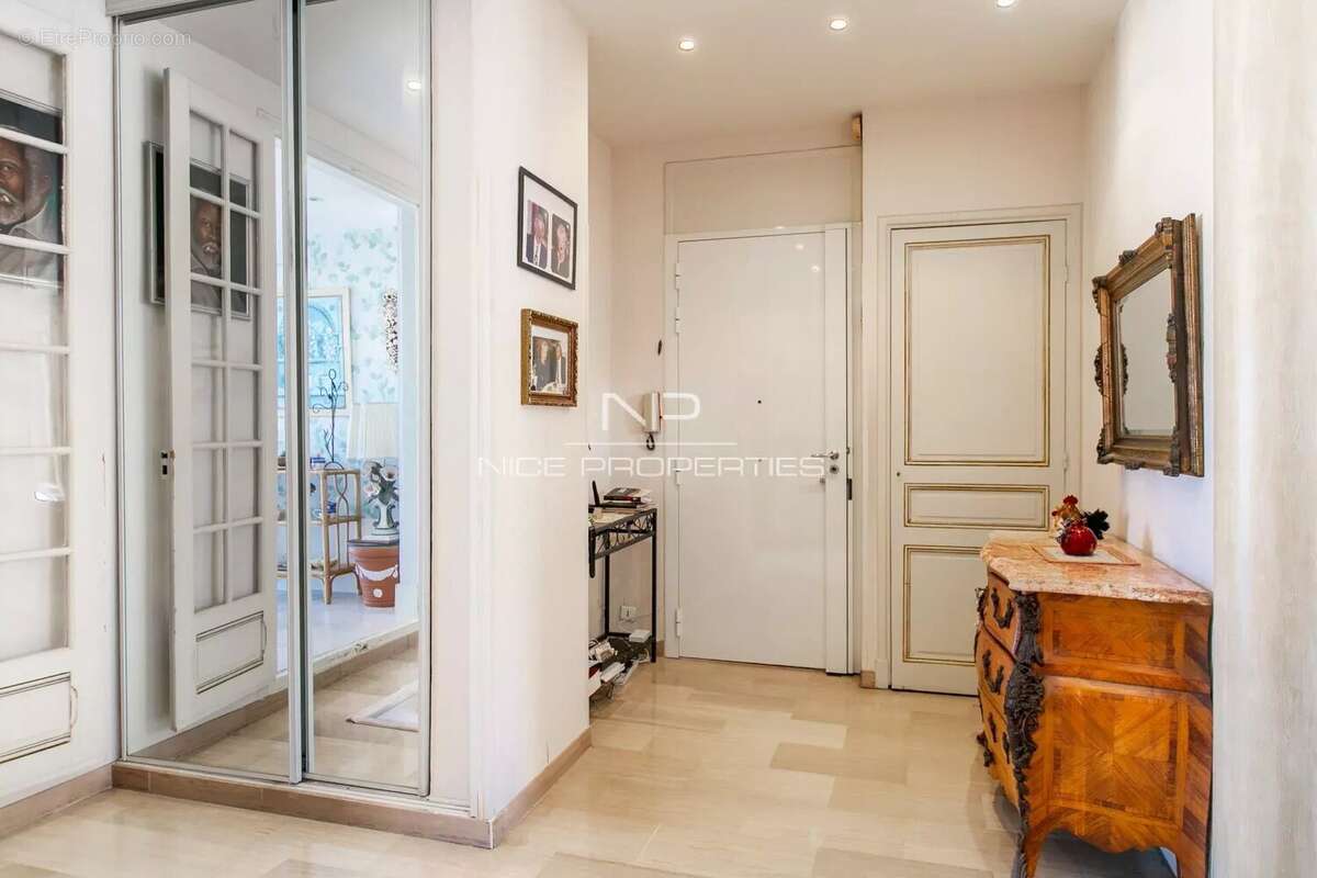 Appartement à NICE