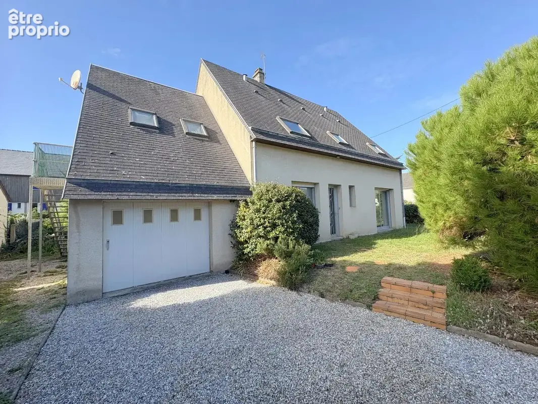 Maison 6 pièces 133 m² à vendre à Jullouville (50610) - photo 2