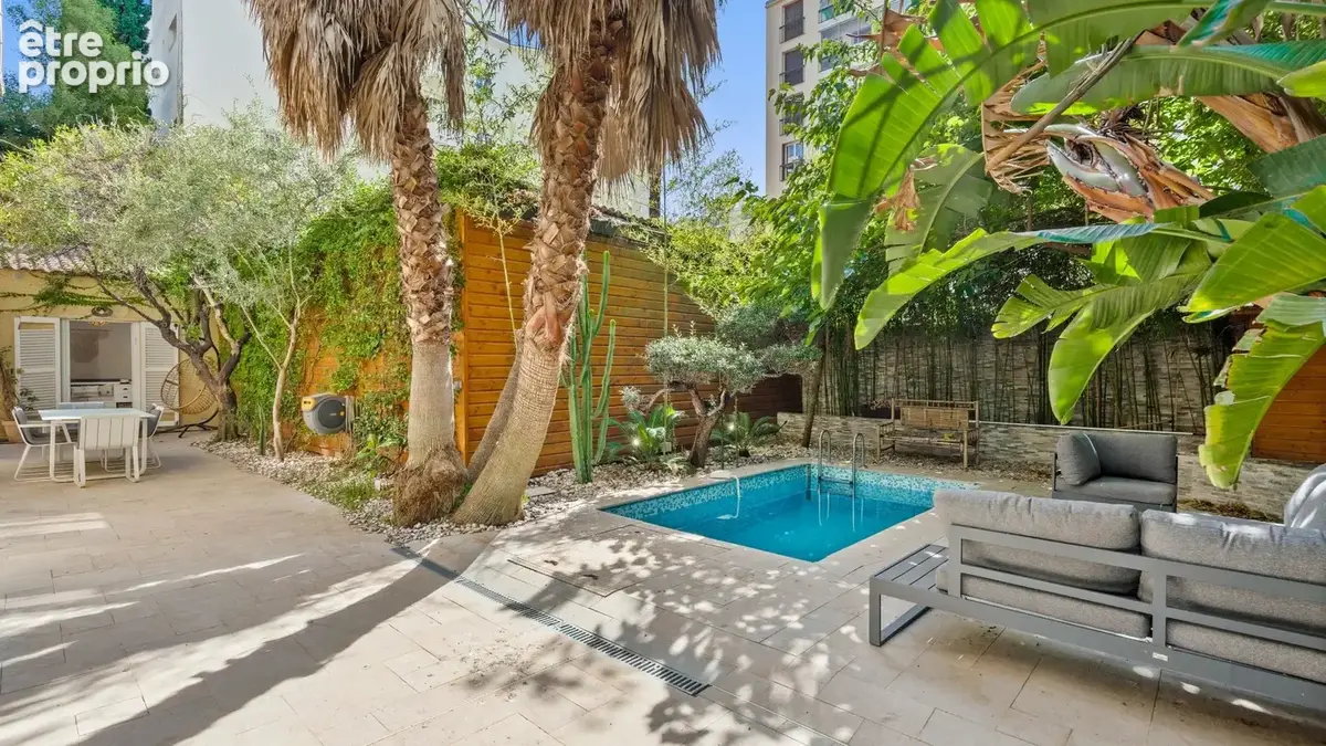 Rare à juan-les-pins – maison indépendante avec piscine à 300 mètres de la mer - photo 2