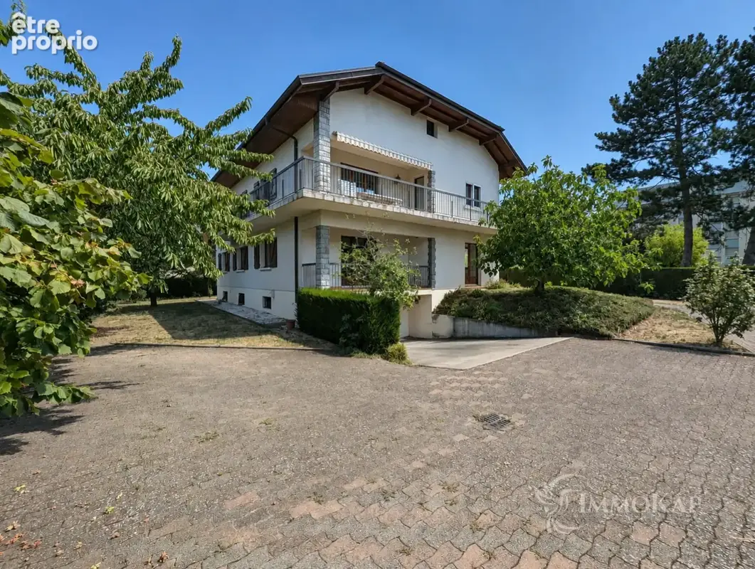 Rare à Annemasse   Grande maison   Terrain 953 m2 - photo 3
