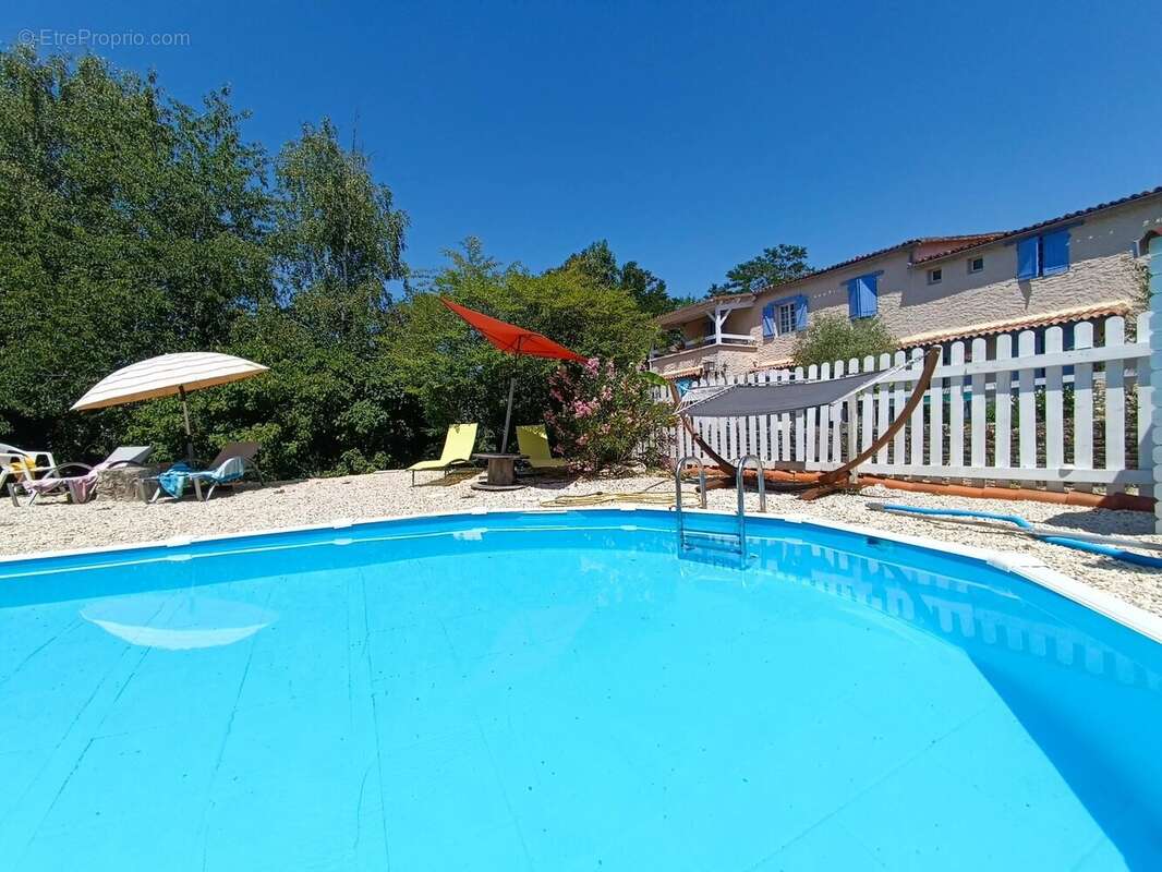 Maison à VERTEUIL-SUR-CHARENTE