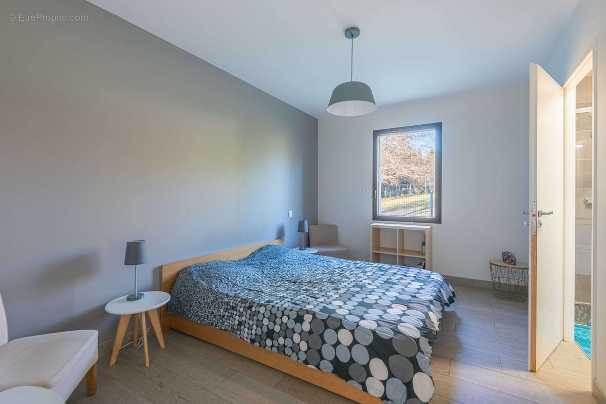 Maison à CARIGNAN-DE-BORDEAUX