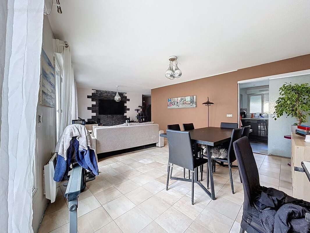 Appartement à GOURNAY-SUR-MARNE