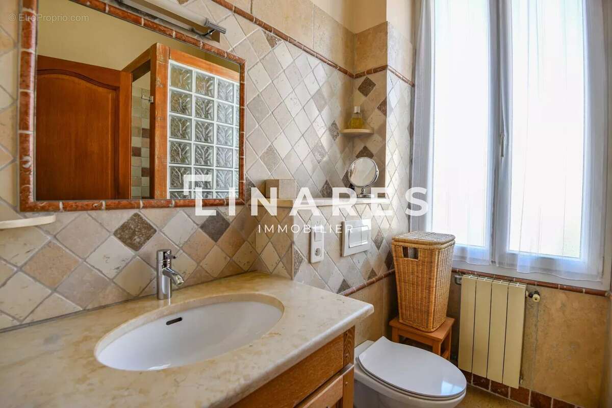 Maison à MARSEILLE-4E