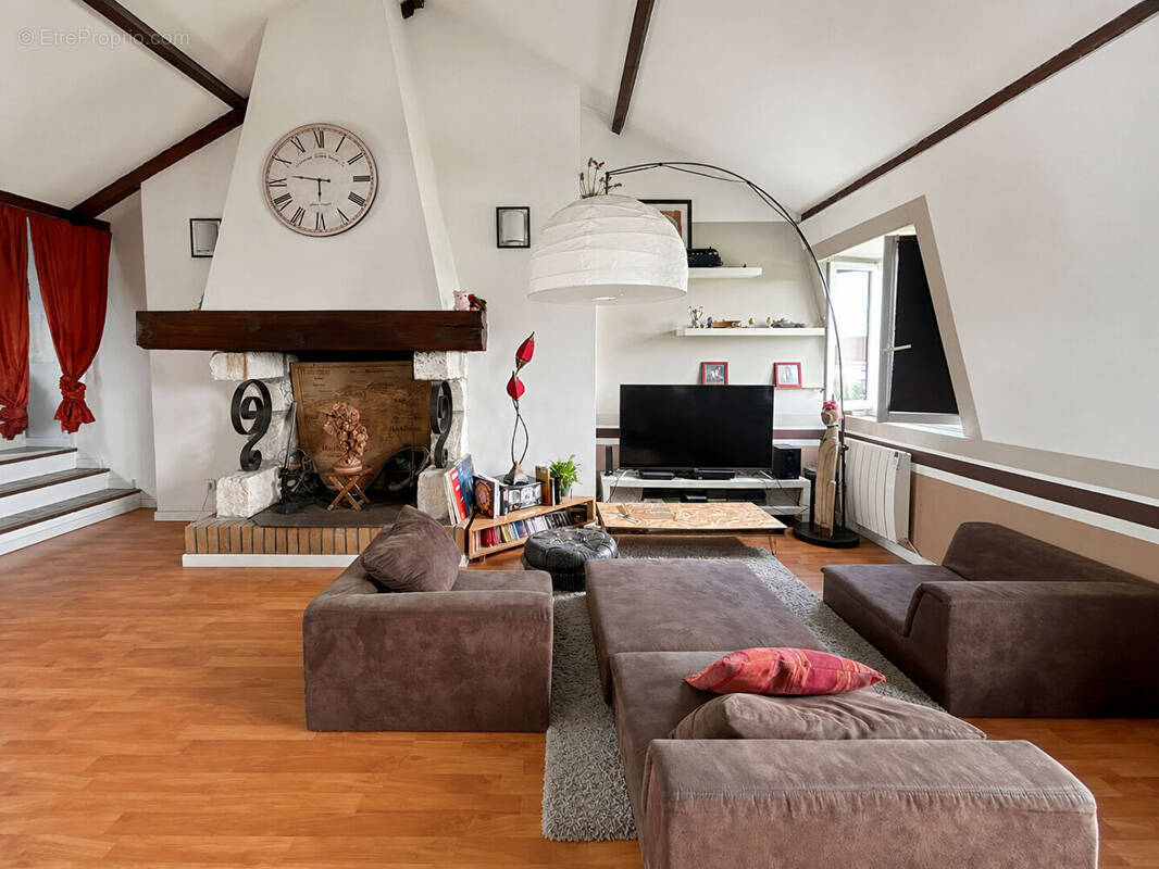 Appartement à MANTES-LA-JOLIE