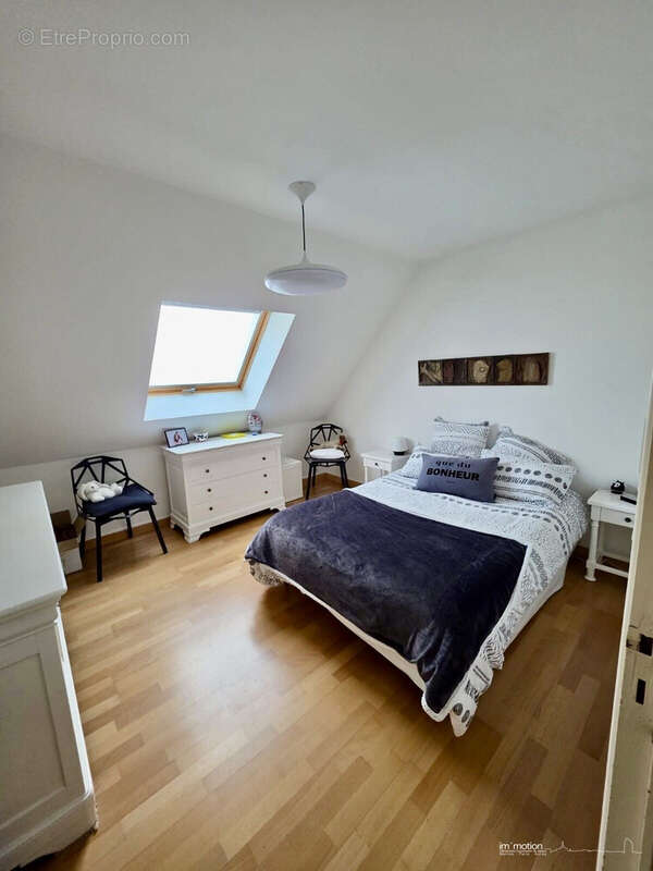 Maison à LA CHAPELLE-SUR-ERDRE